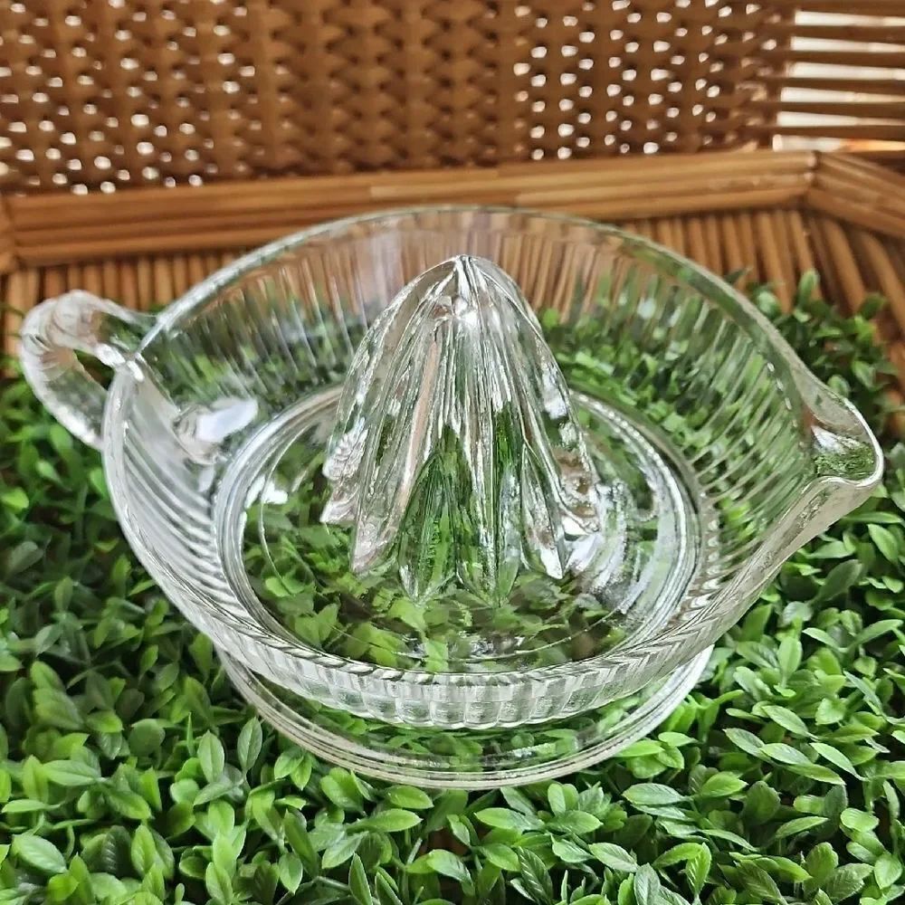 Vintage Citrus Reamer With Ribbed Glass & Handle